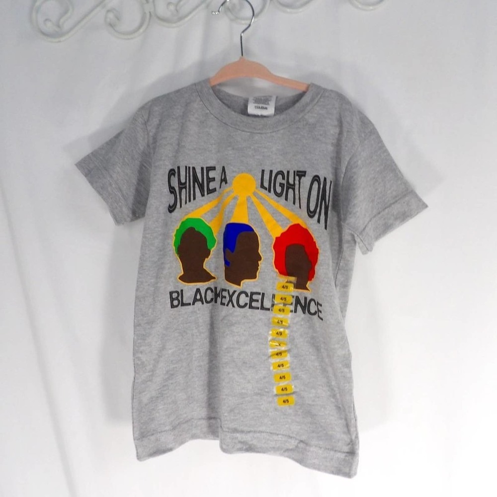 Proud Design Boy's Short Sleeve Size (4/5)